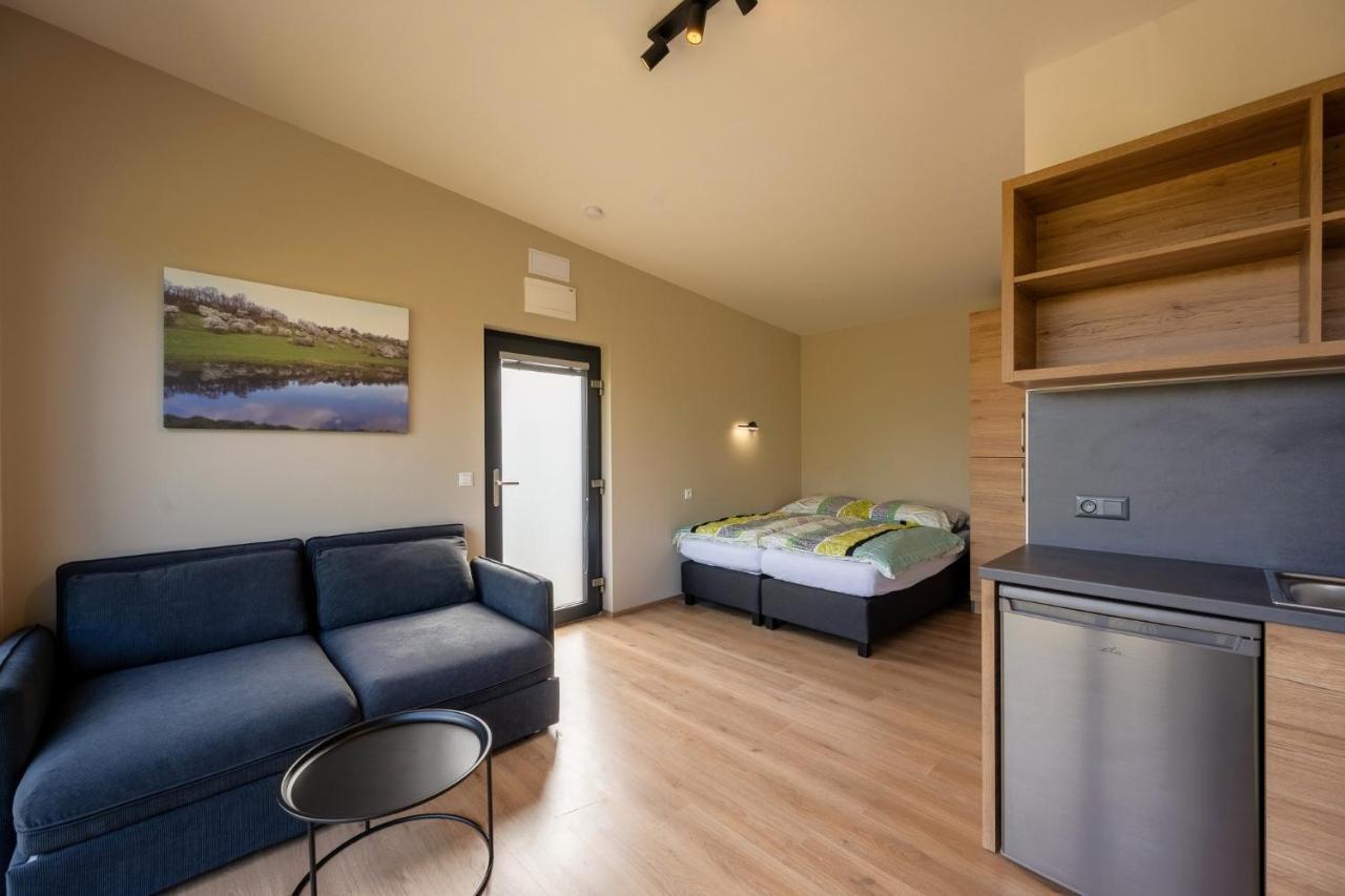 Na Zelenem Statku Hotel Rasovice  Buitenkant foto