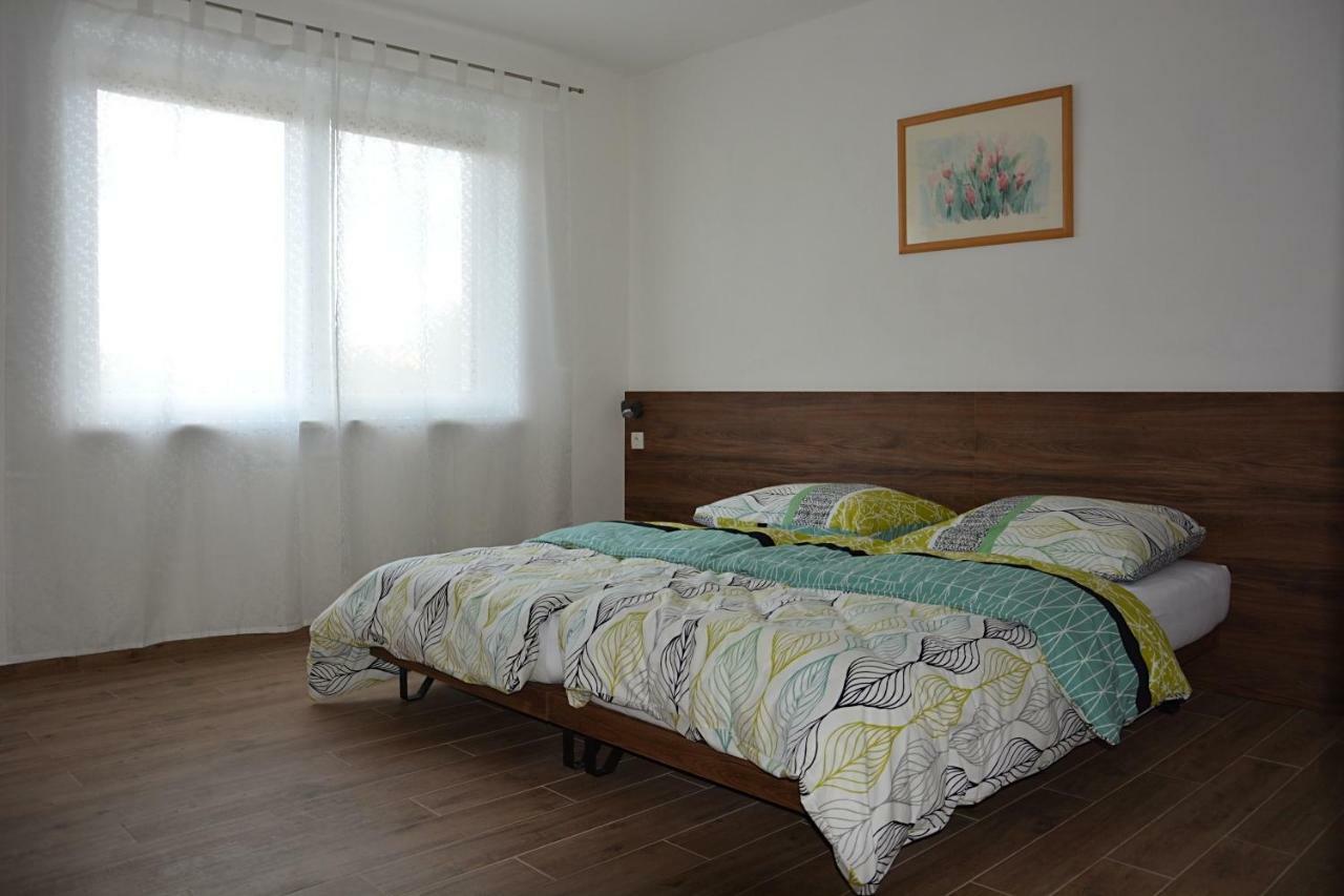 Na Zelenem Statku Hotel Rasovice  Buitenkant foto